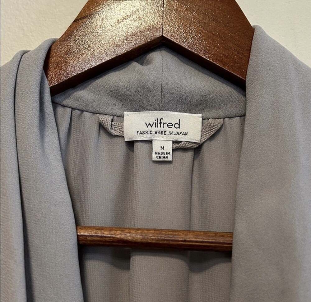Aritzia Wilfred Sabine Dress Sleeveless Faux Wrap Size Medium Grey - Picture 6 of 6